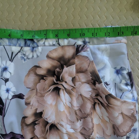 RARE NEW Custom Handmade Pale Blue Peach Purple Floral Pencil Skirt w/ Pockets! - Picture 9 of 9